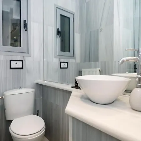 Apartment Psyris Marble Loft ! Athens